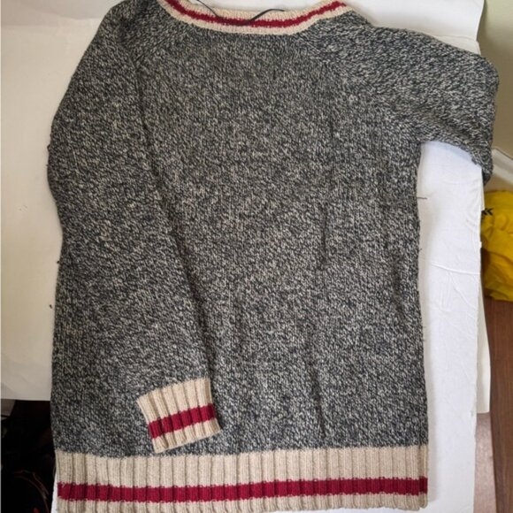 Roots Canada Cotton Cabin V Neck Knit Sweater Cozy Chucky Neutral Gray Red Tan S - Picture 3 of 15